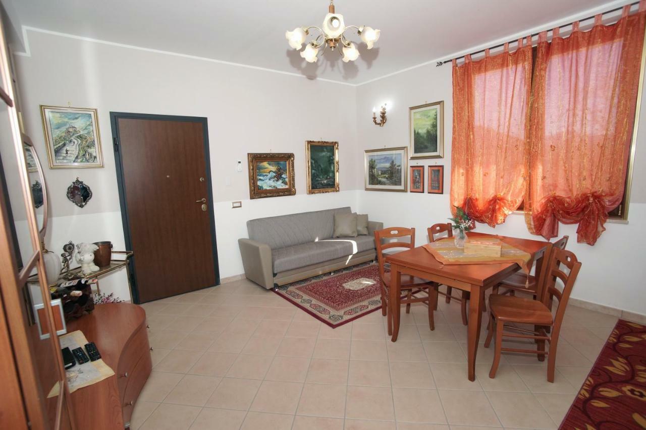 Arcobaleno Apartment Fondi Exterior photo