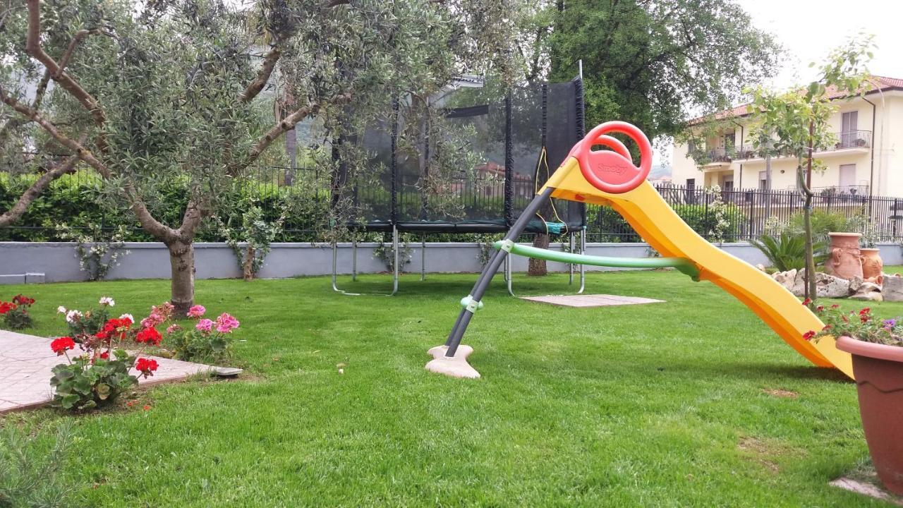 Arcobaleno Apartment Fondi Exterior photo