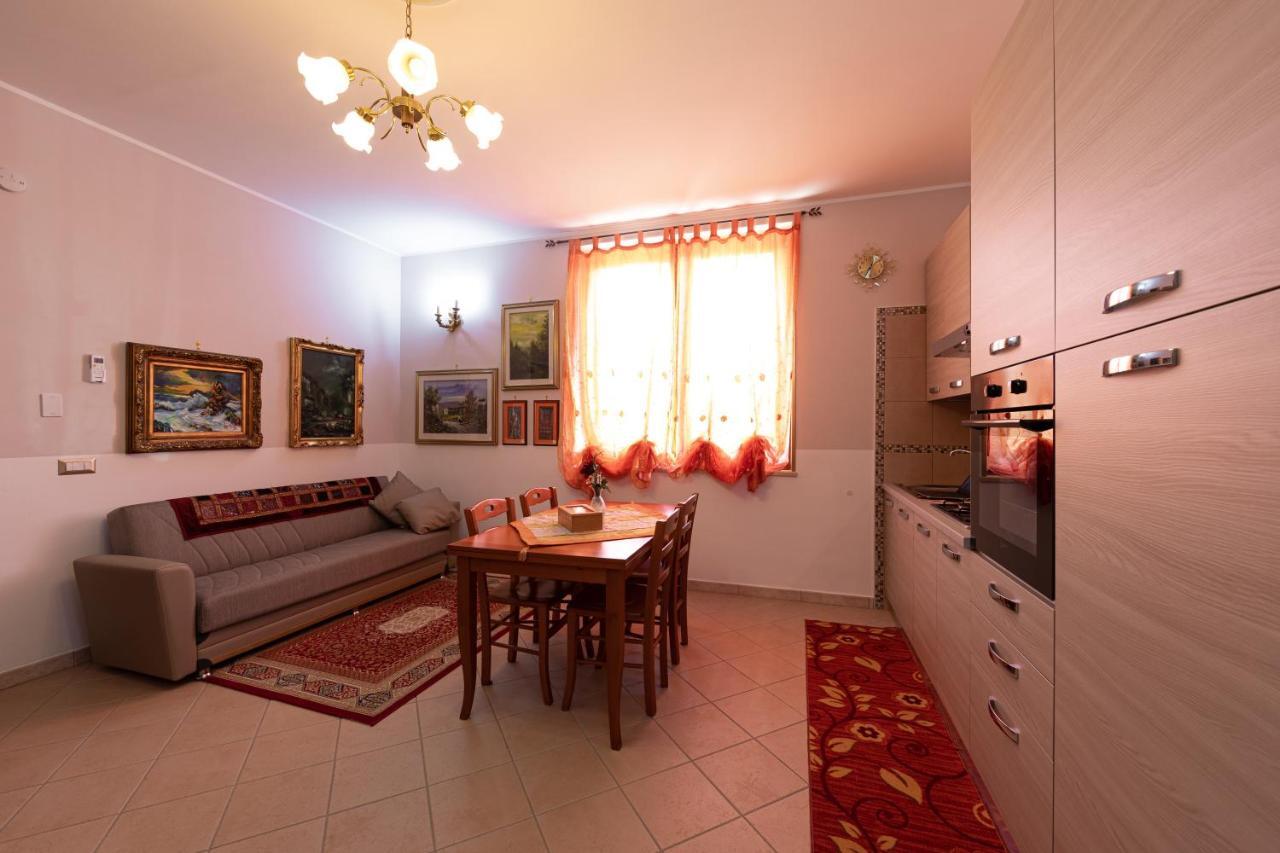 Arcobaleno Apartment Fondi Exterior photo